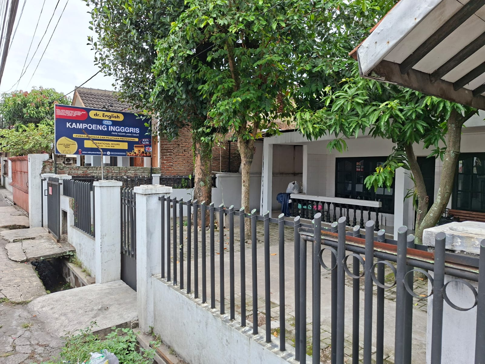 Dokter English Bandung – Lembaga Kursus dan Tes Bahasa Inggris Terpercaya